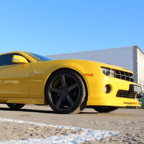Накладка (юбка) переднего бампера (цельная) для Chevrolet Camaro SS (2009-2012) купить недорого с доставкой в Томилино