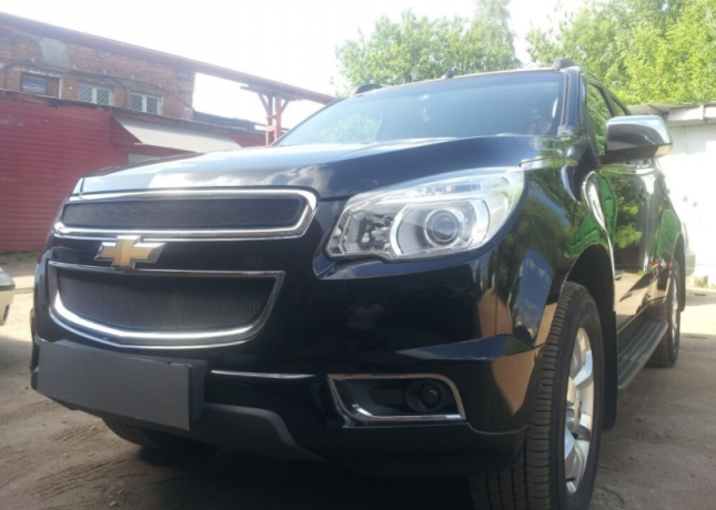 Защита радиатора "Standart" Chevrolet Trailblazer (2012-2015) чёрная купить недорого с доставкой в Томилино