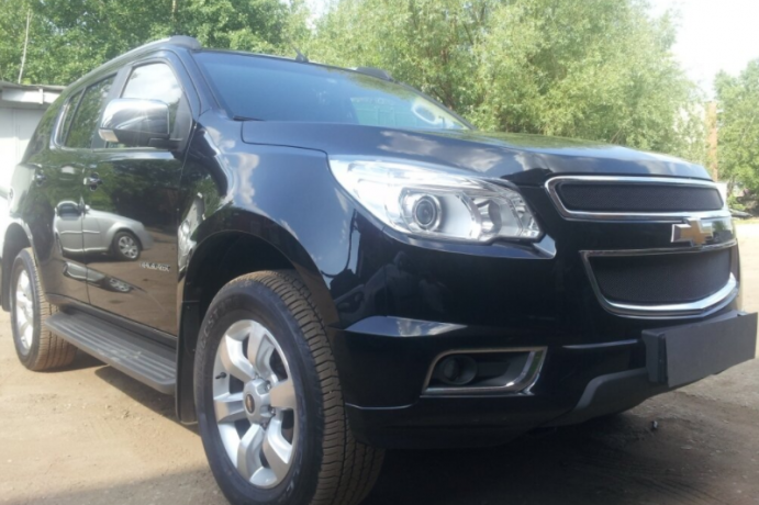 Защита радиатора "Standart" Chevrolet Trailblazer (2012-2015) чёрная купить недорого с доставкой в Томилино