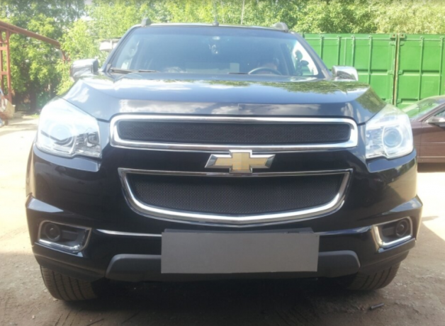 Защита радиатора "Standart" Chevrolet Trailblazer (2012-2015) чёрная купить недорого с доставкой в Томилино