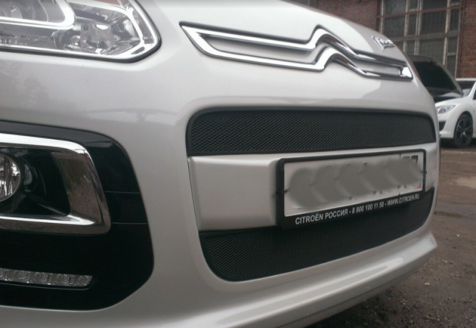Защита радиатора "Standart" Citroen C3 Picasso (2012-2016) чёрная купить недорого с доставкой в Томилино