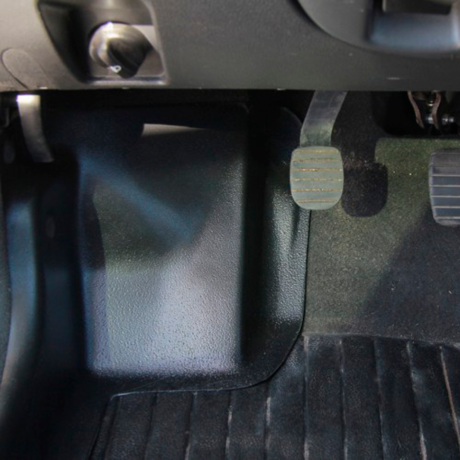 Накладки на ковролин передние "АртФорм" для Renault Duster (2015-н.в., рестайлинг), Nissan Terrano (2014-н.в.) 2 штуки купить недорого с доставкой в Томилино