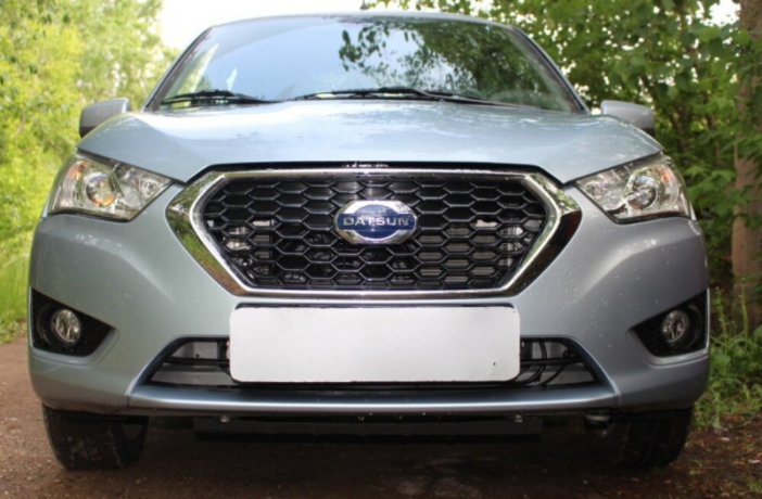 Защита радиатора "Standart" Datsun mi-Do (2015-н.в.) чёрная купить недорого с доставкой в Томилино
