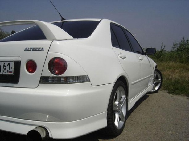 Накладки на заднюю оптику Toyota Altezza (10) купить недорого с доставкой в Томилино